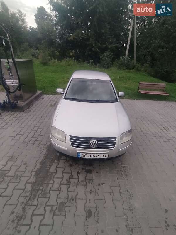 Седан Volkswagen Passat 2001 в Бориславі