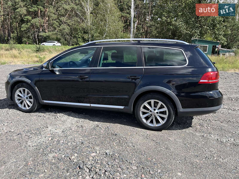 Универсал Volkswagen Passat 2013 в Киеве