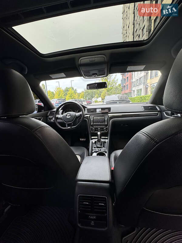 Седан Volkswagen Passat 2018 в Киеве фото 15 Седан Volkswagen Passat 2018 в Киеве