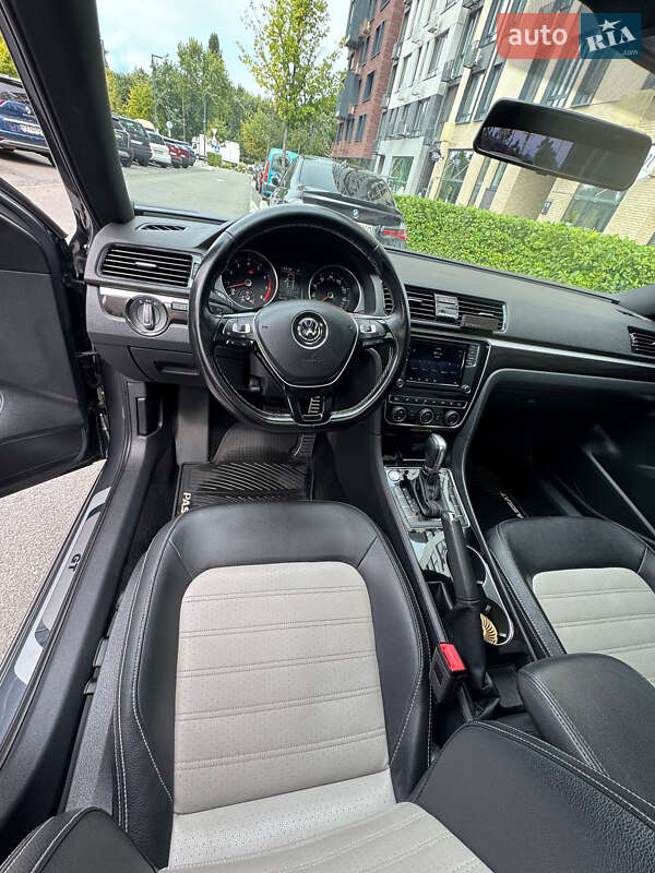 Седан Volkswagen Passat 2018 в Киеве фото 16 Седан Volkswagen Passat 2018 в Киеве