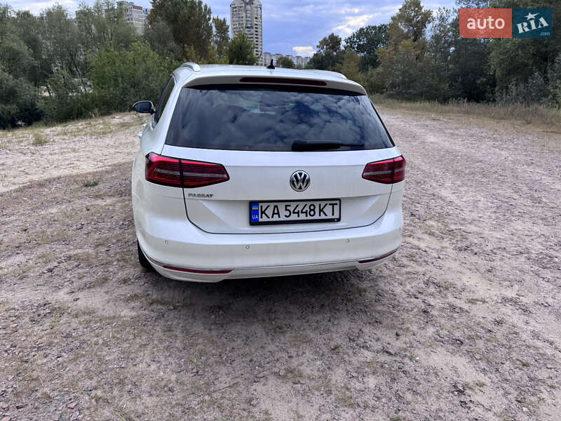 Универсал Volkswagen Passat 2018 в Киеве