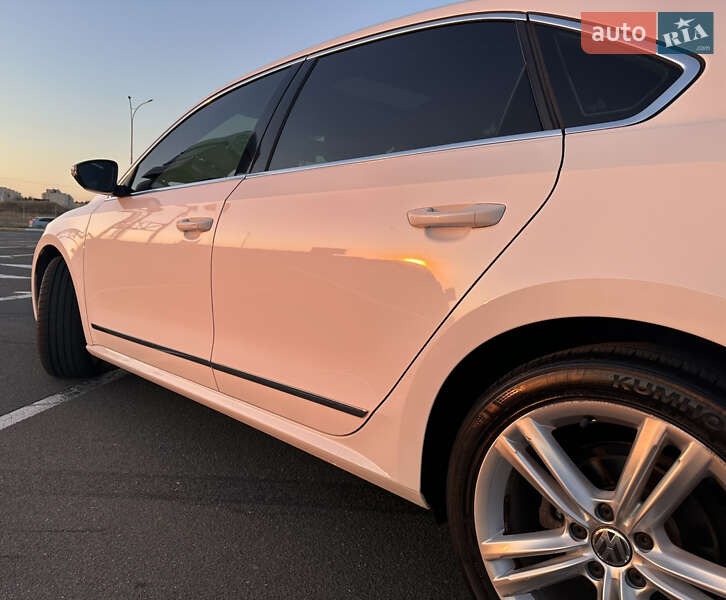 Седан Volkswagen Passat 2013 в Одессе фото 22 Седан Volkswagen Passat 2013 в Одессе