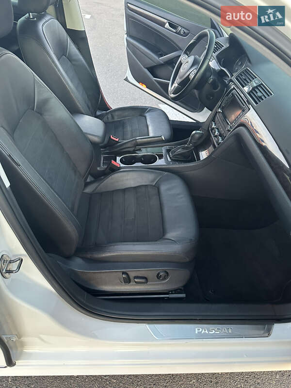 Седан Volkswagen Passat 2013 в Одессе фото 41 Седан Volkswagen Passat 2013 в Одессе