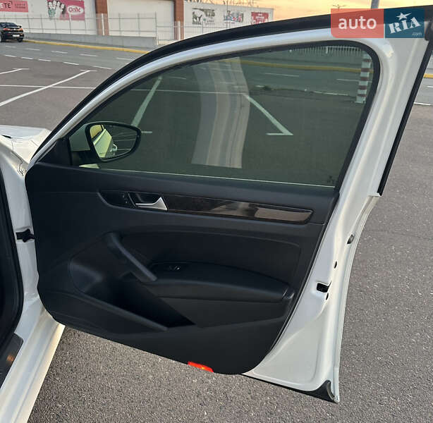 Седан Volkswagen Passat 2013 в Одессе фото 40 Седан Volkswagen Passat 2013 в Одессе