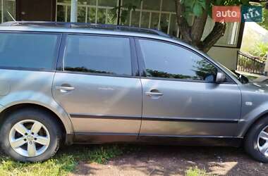 Универсал Volkswagen Passat 2001 в 