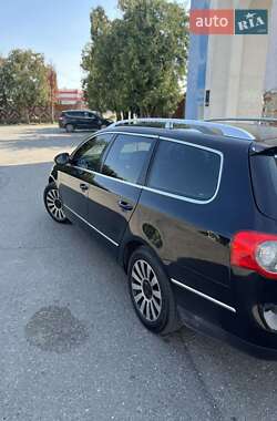 Універсал Volkswagen Passat 2009 в 