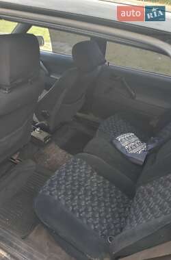 Седан Volkswagen Passat 1993 в 