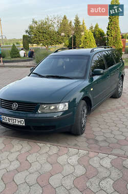 Універсал Volkswagen Passat 1999 в Ужгороді