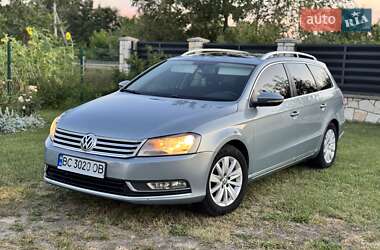 Универсал Volkswagen Passat 2011 в Львове