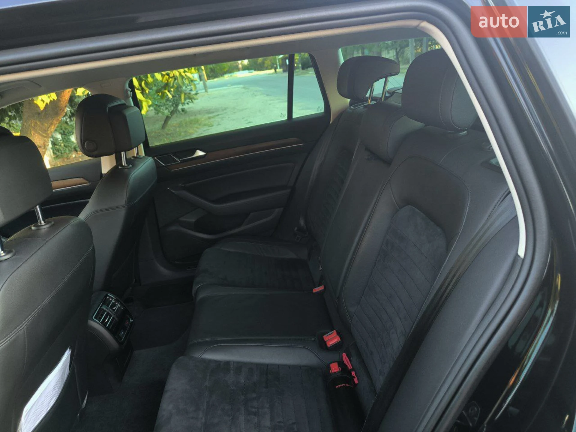 2019 Volkswagen Passat - мініатюра 9
