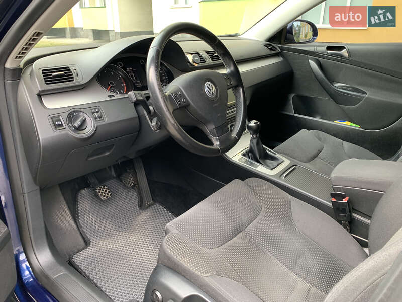 Универсал Volkswagen Passat 2008 в Луцке фото 15 Универсал Volkswagen Passat 2008 в Луцке