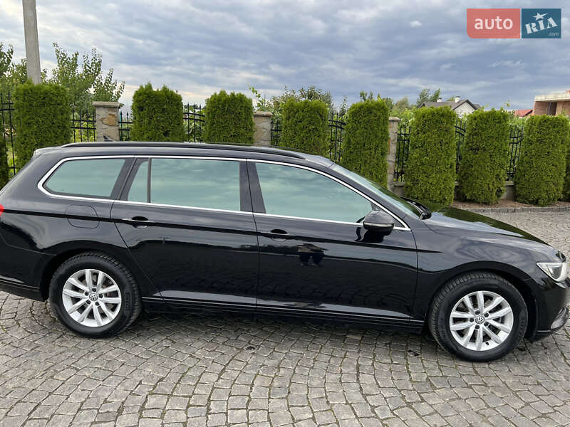 Универсал Volkswagen Passat 2016 в Жовкве