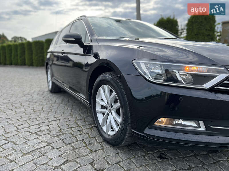 Универсал Volkswagen Passat 2016 в Жовкве