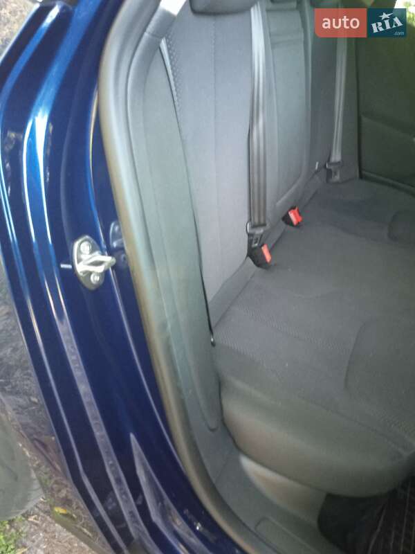 Универсал Volkswagen Passat 2009 в Львове