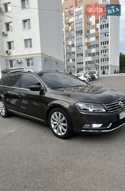 Универсал Volkswagen Passat 2014 в Харькове