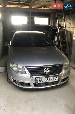 Седан Volkswagen Passat 2005 в Ужгороде