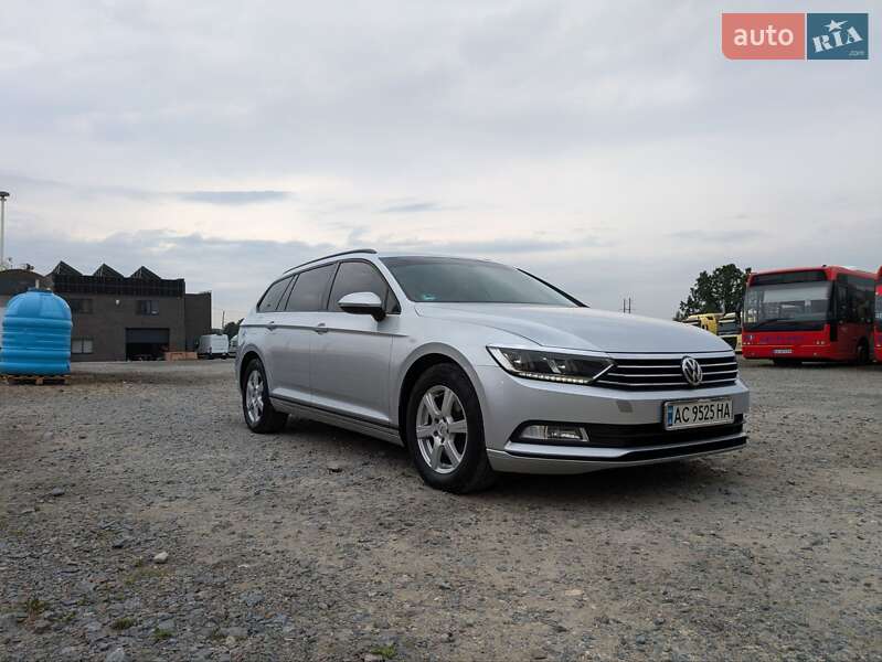 Универсал Volkswagen Passat 2016 в Львове