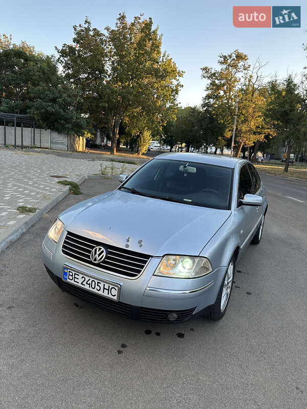 Седан Volkswagen Passat 2002 в Николаеве