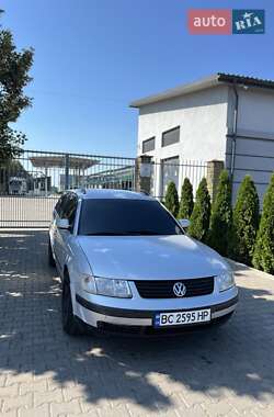 Универсал Volkswagen Passat 1999 в Ровно