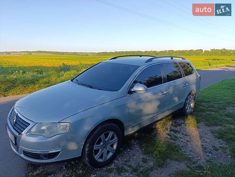 Універсал Volkswagen Passat 2007 в Ярмолинцях