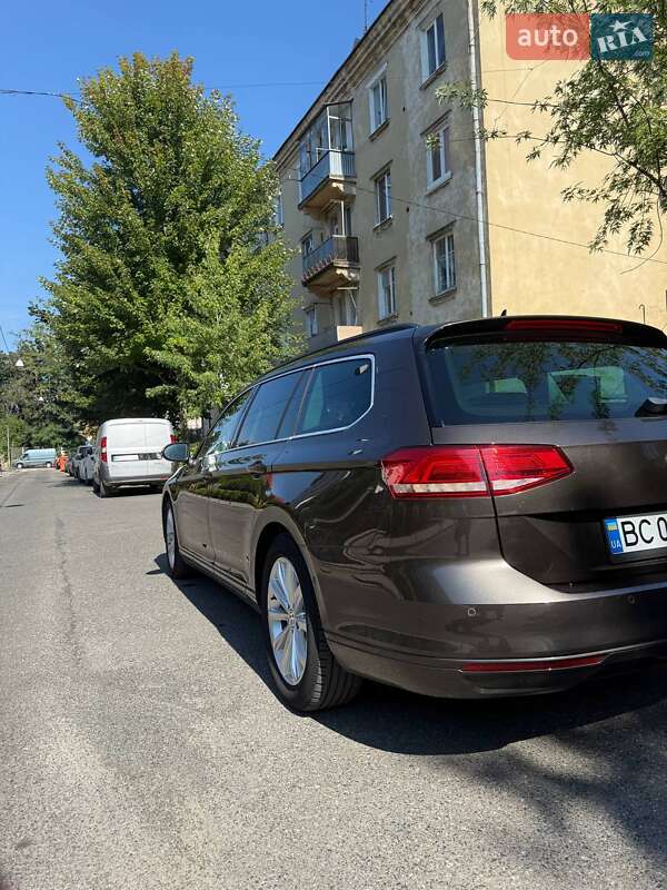 Универсал Volkswagen Passat 2015 в Львове