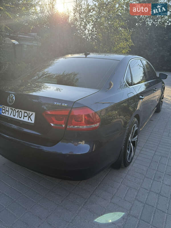 Седан Volkswagen Passat 2014 в Одессе
