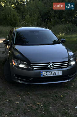 Седан Volkswagen Passat 2013 в Кропивницькому