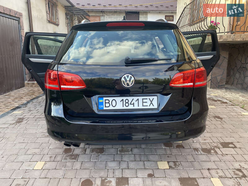 Универсал Volkswagen Passat 2011 в Бучаче