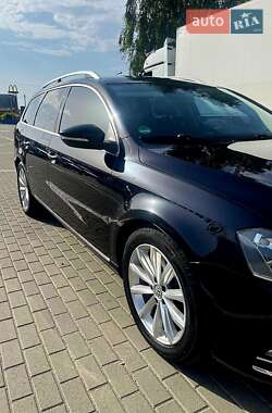 Универсал Volkswagen Passat 2012 в 