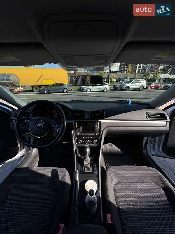 Седан Volkswagen Passat 2016 в Тернополе фото 28 Седан Volkswagen Passat 2016 в Тернополе