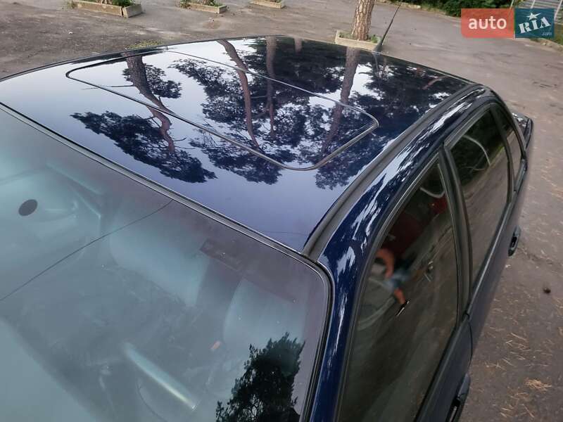 Седан Volkswagen Passat 1994 в Виннице