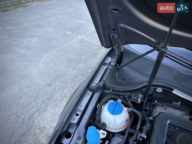 Универсал Volkswagen Passat 2011 в Сумах