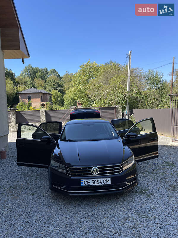 Седан Volkswagen Passat 2016 в Черновцах