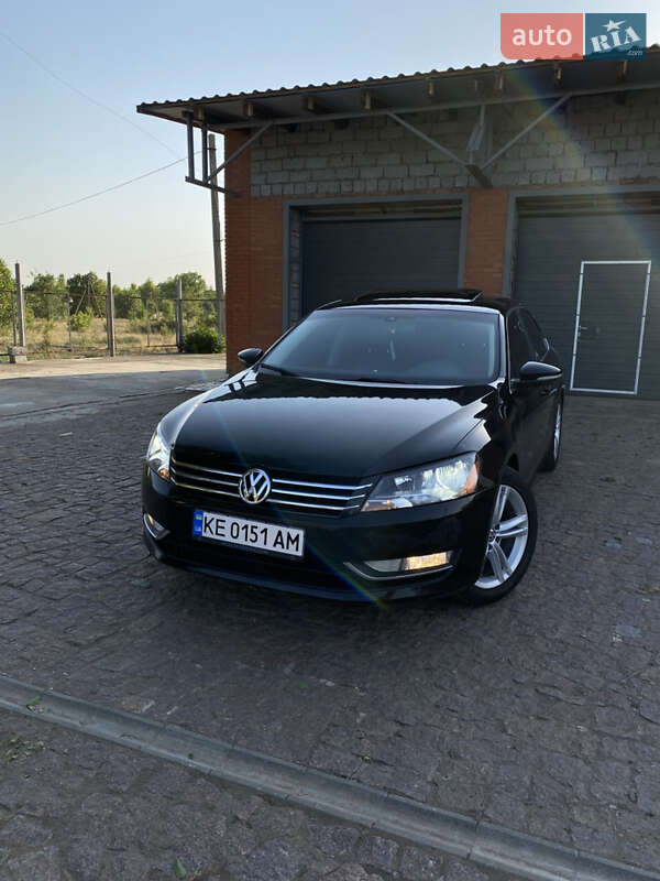 Седан Volkswagen Passat 2012 в Кривом Роге