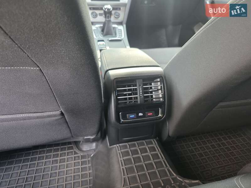 Универсал Volkswagen Passat 2015 в Кропивницком фото 4 Универсал Volkswagen Passat 2015 в Кропивницком
