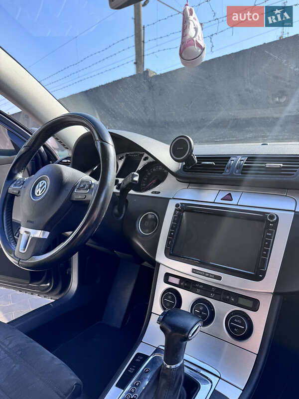 Седан Volkswagen Passat 2008 в Києві фото 9 Седан Volkswagen Passat 2008 в Києві