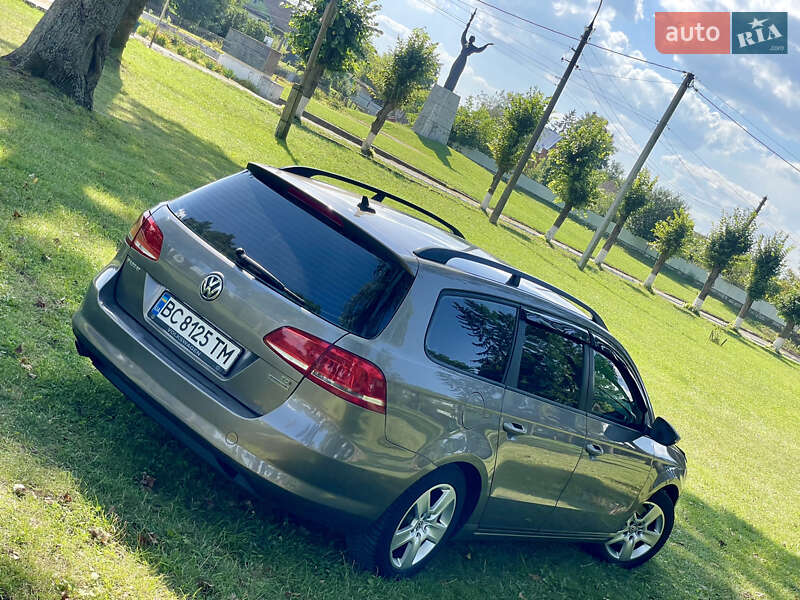 Универсал Volkswagen Passat 2011 в Хмельницком