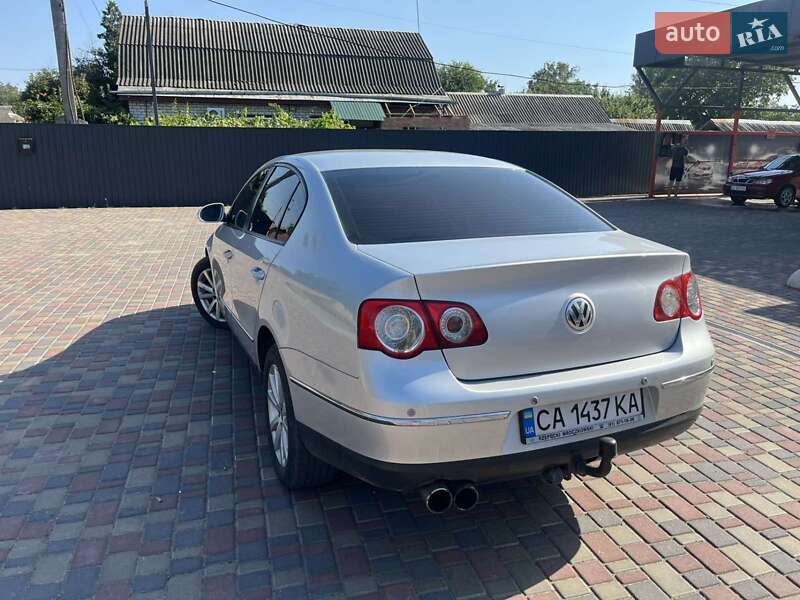Седан Volkswagen Passat 2005 в Смеле