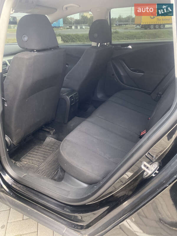 Универсал Volkswagen Passat 2006 в Ужгороде