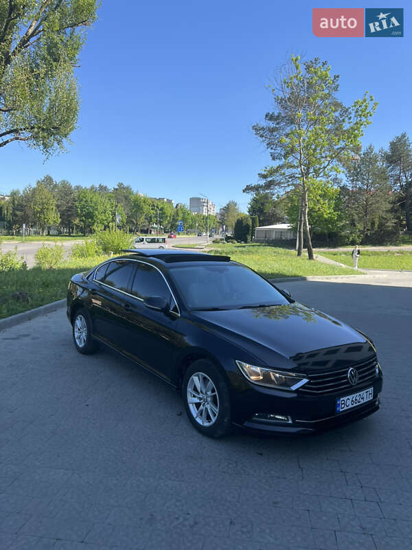 Седан Volkswagen Passat 2017 в Львове