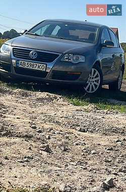 Седан Volkswagen Passat 2005 в Вінниці
