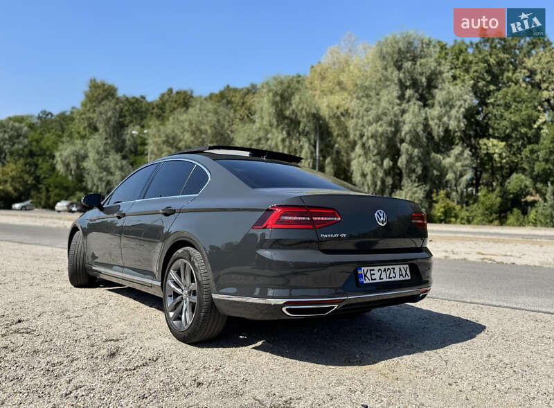 Седан Volkswagen Passat 2017 в Днепре фото 8 Седан Volkswagen Passat 2017 в Днепре