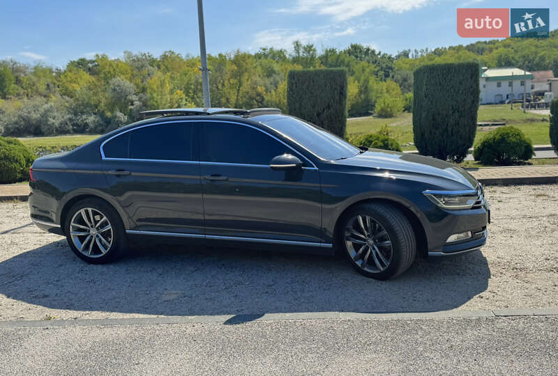 Седан Volkswagen Passat 2017 в Днепре фото 5 Седан Volkswagen Passat 2017 в Днепре
