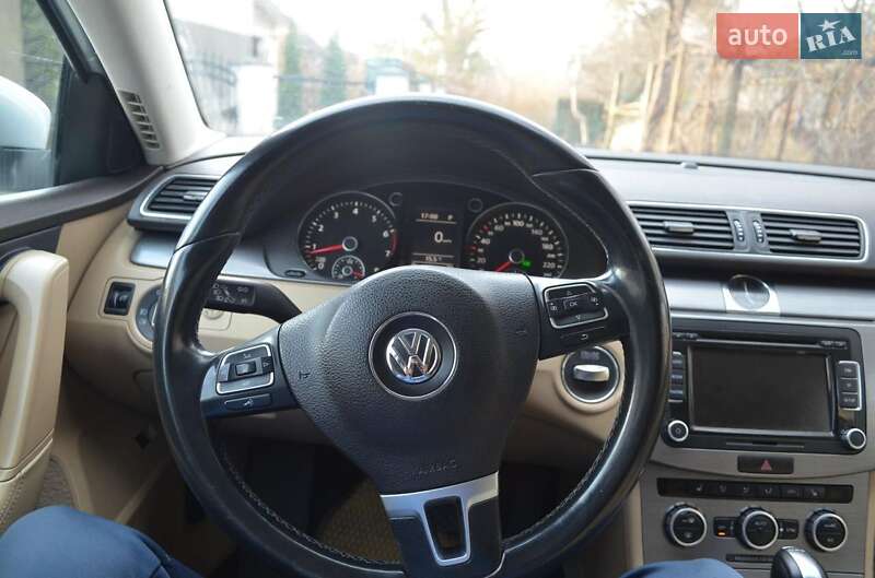Универсал Volkswagen Passat 2012 в Ковеле