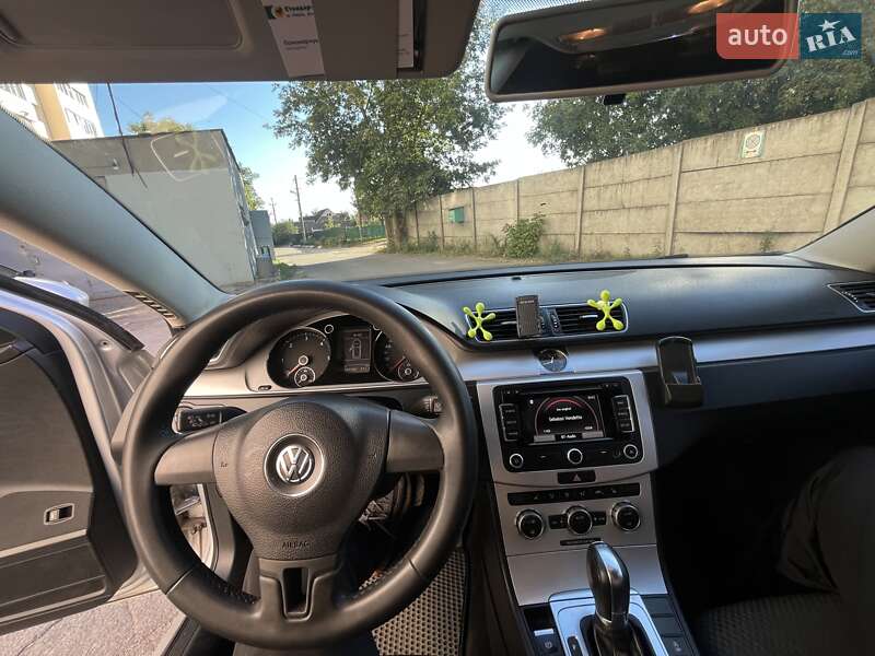 Универсал Volkswagen Passat 2013 в Виннице