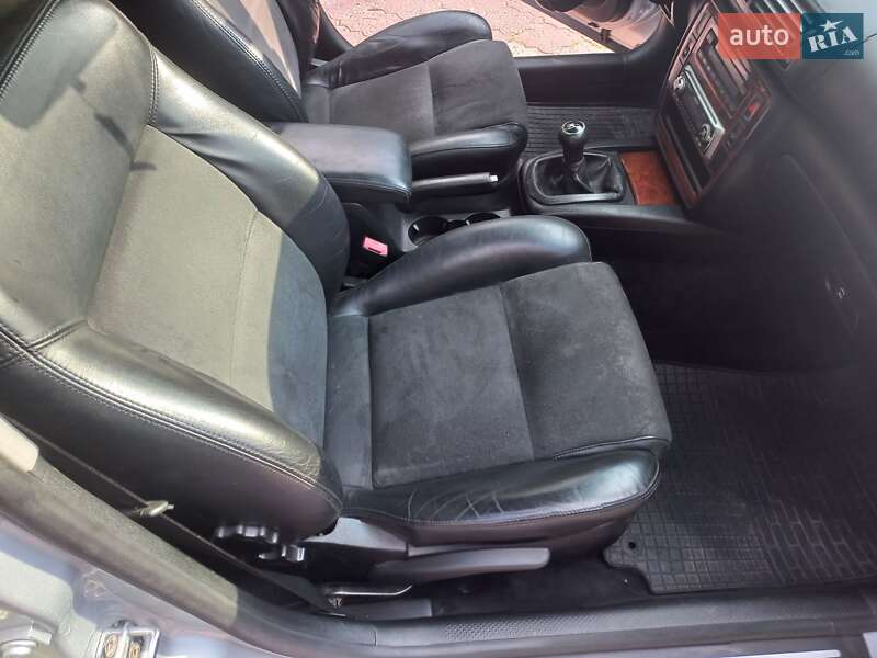 Седан Volkswagen Passat 2002 в Бердичеве