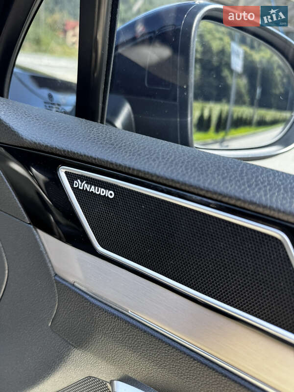 Універсал Volkswagen Passat 2014 в Івано-Франківську