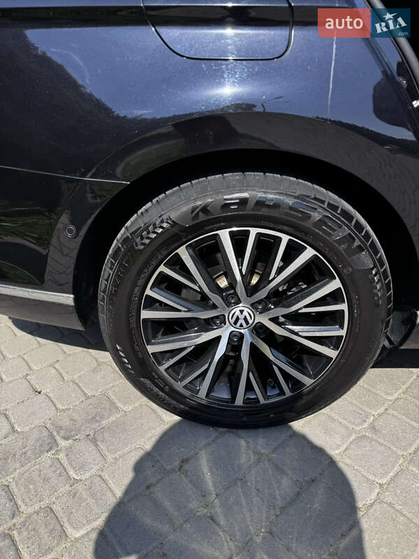 Універсал Volkswagen Passat 2014 в Івано-Франківську