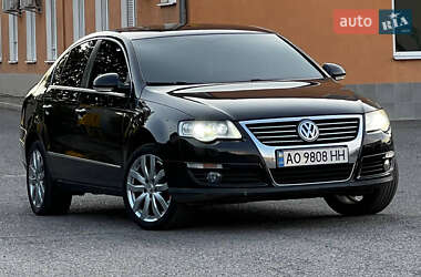 Седан Volkswagen Passat 2008 в Ужгороді