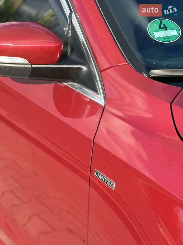 Седан Volkswagen Passat 2015 в Измаиле